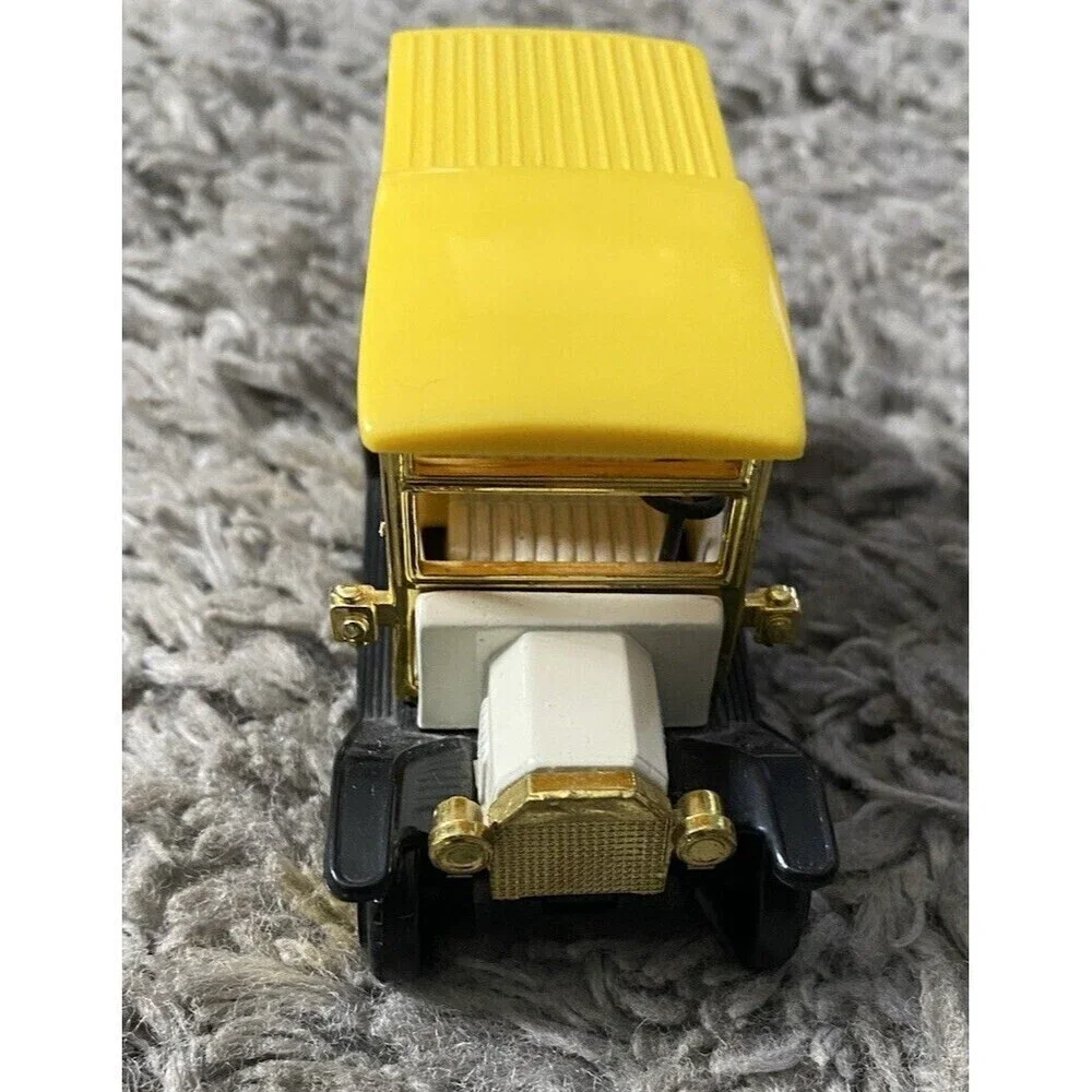 Readers Digest Toy Truck Ambulance, Vintage